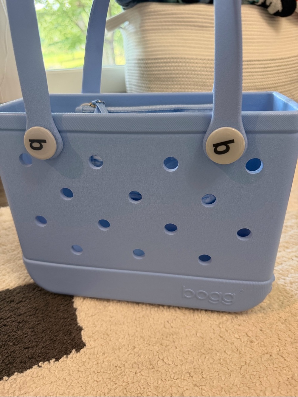 BOGG BAG Small Classic Tote in Light Blue - Picture 3 of 9